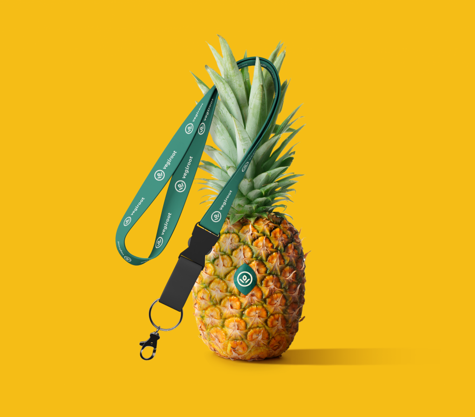 squad-vegiroot-12-pinapple-id-holder